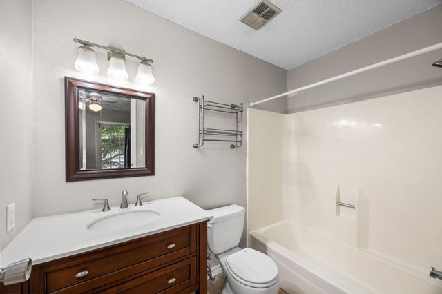 11002 Hammerly Boulevard 214, Houston, TX 77043