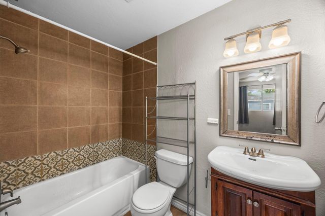 11002 Hammerly Boulevard 214, Houston, TX 77043