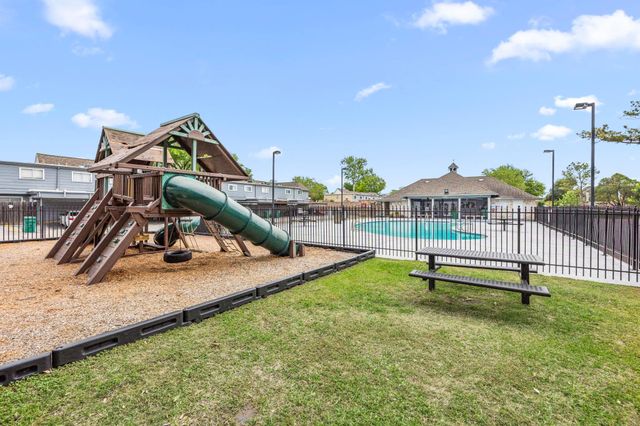 11002 Hammerly Boulevard 214, Houston, TX 77043