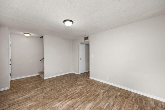 11002 Hammerly Boulevard 214, Houston, TX 77043