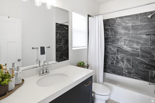 271 N 110 W, Vineyard, UT 84059