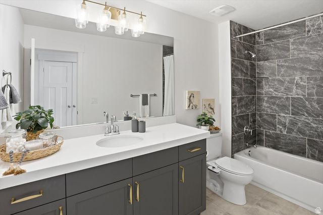 271 N 110 W, Vineyard, UT 84059