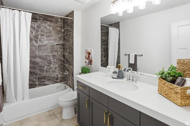 271 N 110 W, Vineyard, UT 84059