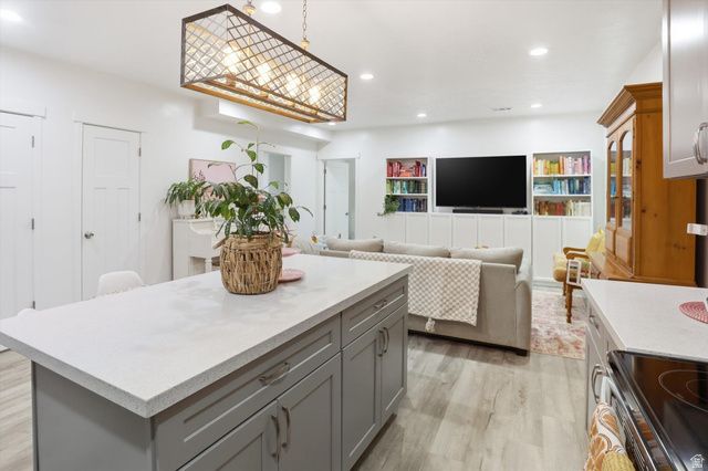 271 N 110 W, Vineyard, UT 84059