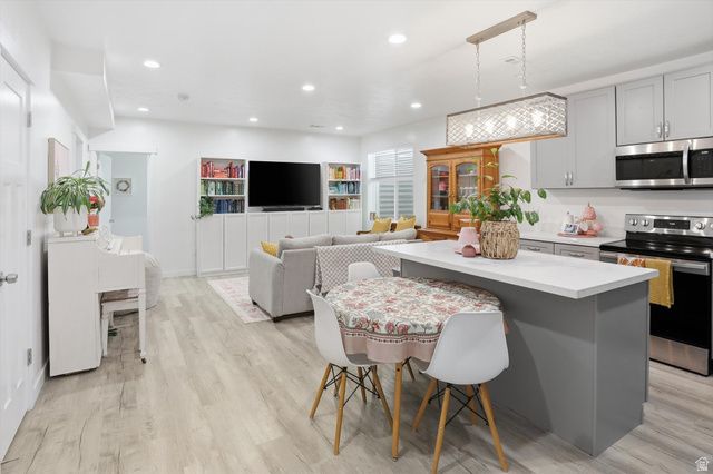 271 N 110 W, Vineyard, UT 84059