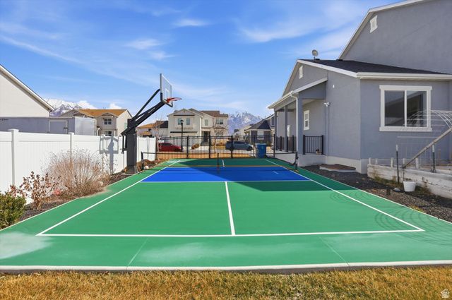 271 N 110 W, Vineyard, UT 84059