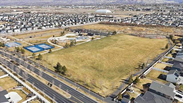 271 N 110 W, Vineyard, UT 84059