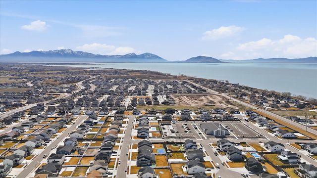 271 N 110 W, Vineyard, UT 84059