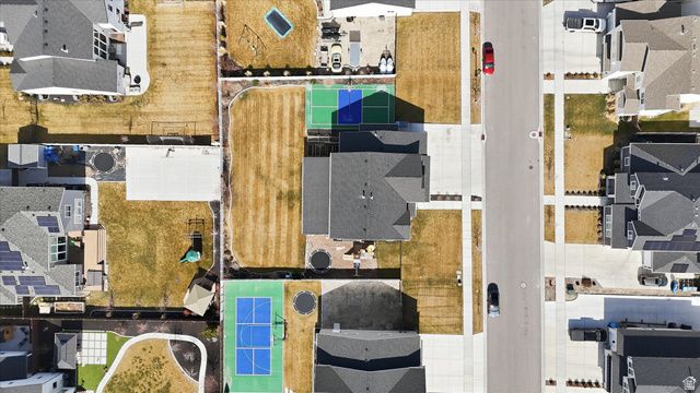 271 N 110 W, Vineyard, UT 84059