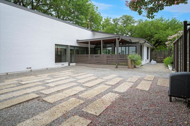 6135 Marquita Avenue, Dallas, TX 75214