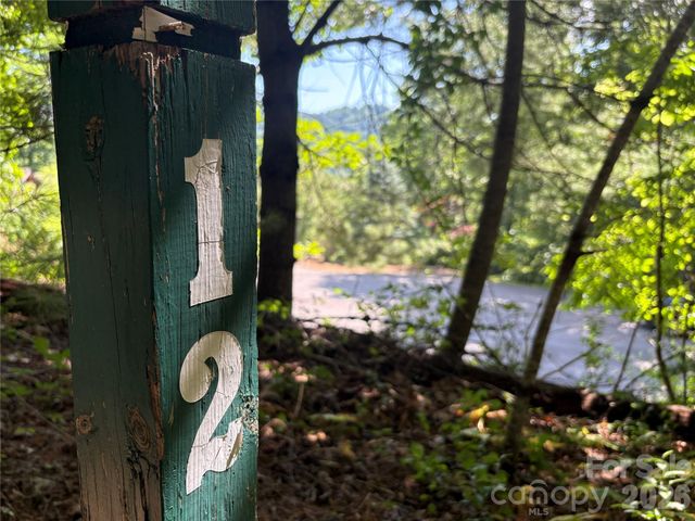 239 Stone Valley Way, Hendersonville, NC 28792
