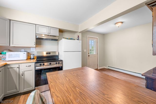 103 Prospect Point Rd, Jefferson Twp., NJ 07849