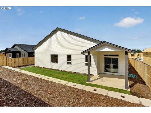 1570 Ne Wiley Ln 12, Estacada, OR 97023