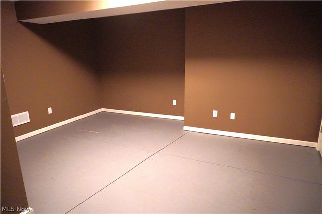 20341 Colleen Court, Strongsville, OH 44149