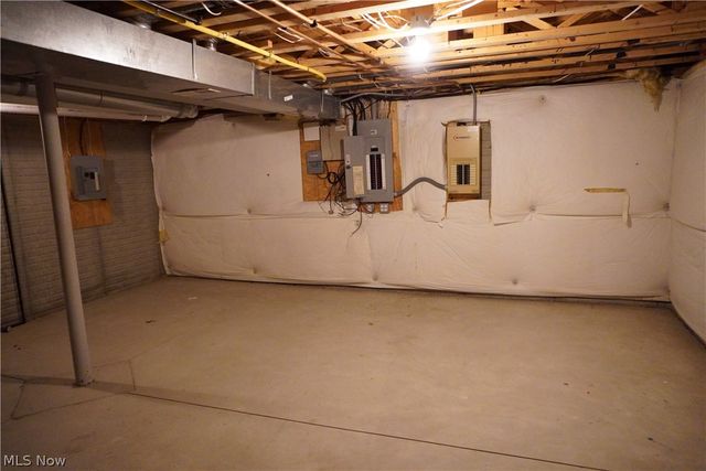 20341 Colleen Court, Strongsville, OH 44149