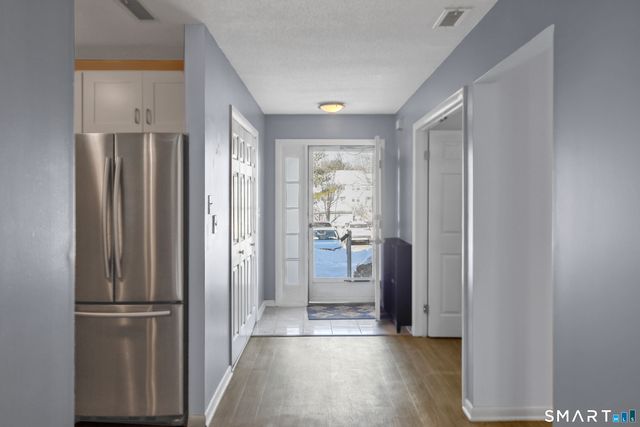 107 Country Club Court 107, Rocky Hill, CT 06067