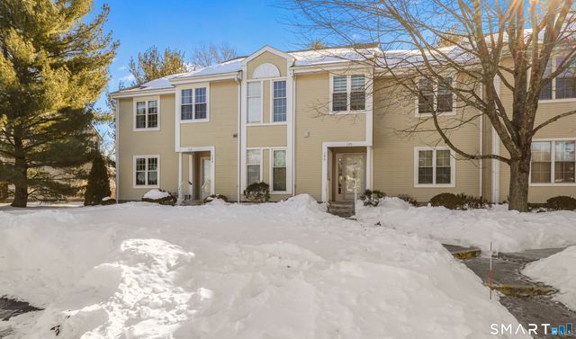 107 Country Club Court 107, Rocky Hill, CT 06067