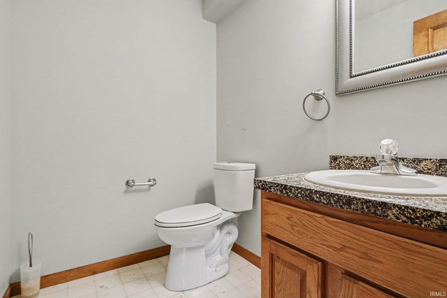 52742 Red Fox Trail, South Bend, IN 46628