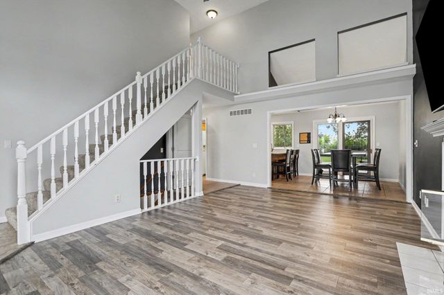 52742 Red Fox Trail, South Bend, IN 46628