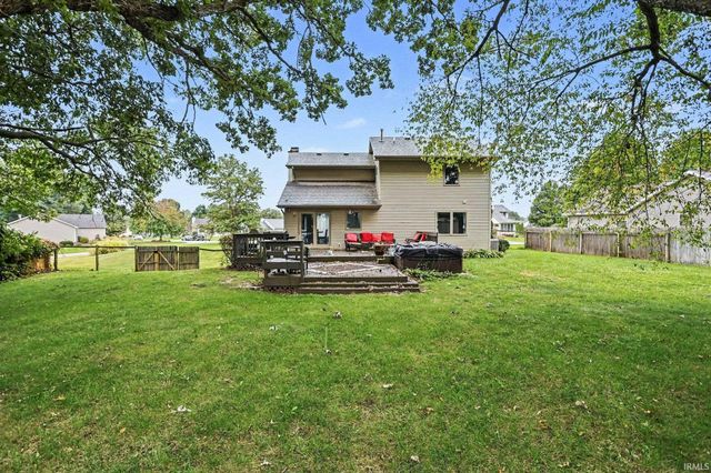 52742 Red Fox Trail, South Bend, IN 46628