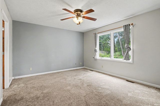 52742 Red Fox Trail, South Bend, IN 46628