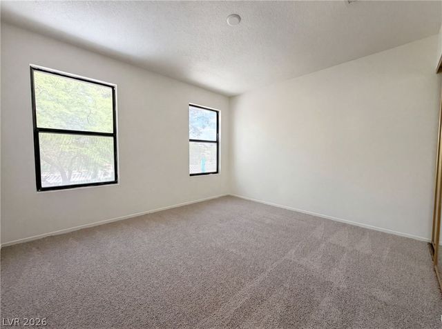 2801 Autumn Haze Lane, Las Vegas, NV 89117