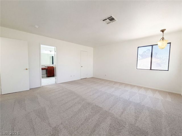 2801 Autumn Haze Lane, Las Vegas, NV 89117