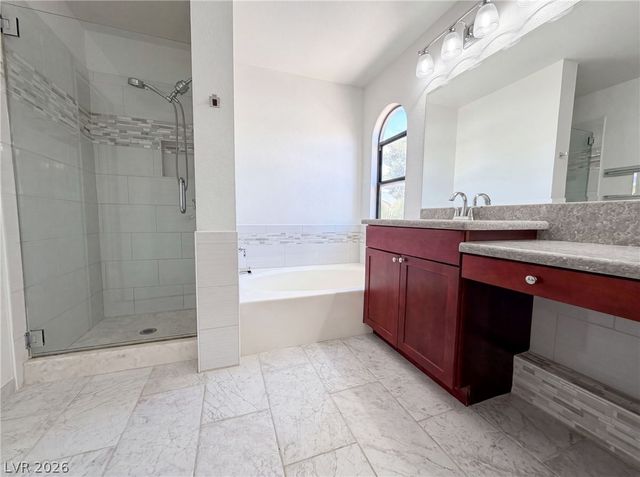 2801 Autumn Haze Lane, Las Vegas, NV 89117