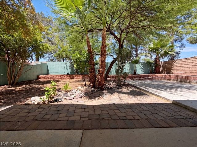 2801 Autumn Haze Lane, Las Vegas, NV 89117
