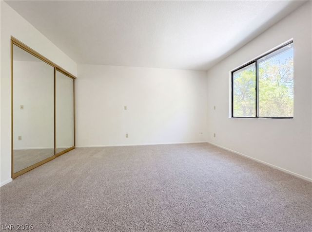2801 Autumn Haze Lane, Las Vegas, NV 89117