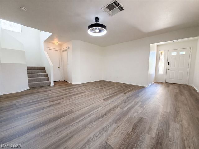 2801 Autumn Haze Lane, Las Vegas, NV 89117