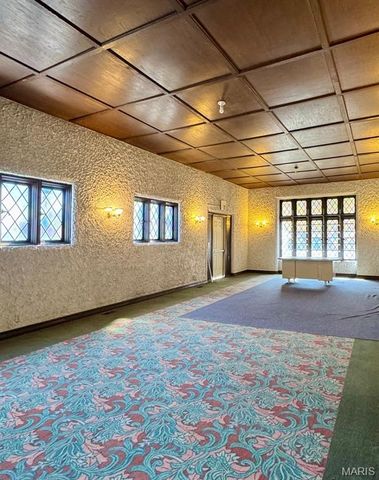 1924 Allen, St Louis, MO 63104