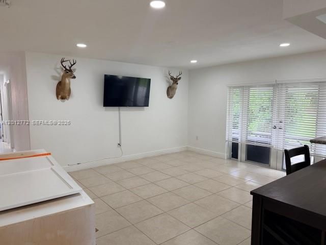 2220 SW 125th Ct, Miami, FL 33175