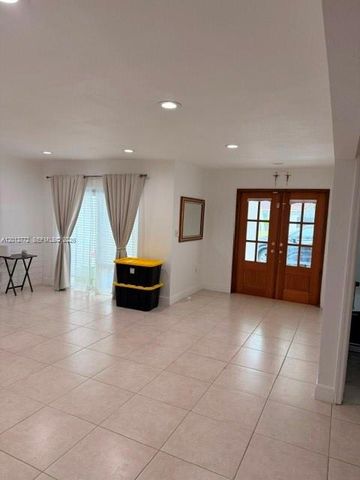 2220 SW 125th Ct, Miami, FL 33175