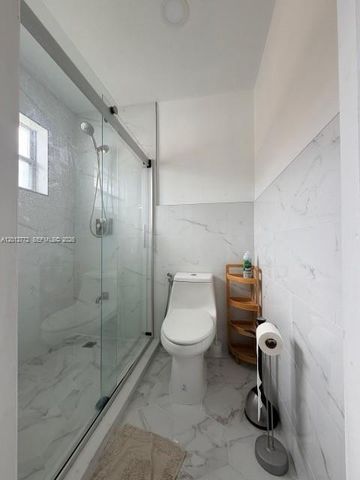 2220 SW 125th Ct, Miami, FL 33175