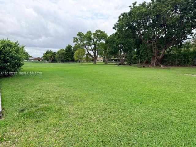 2220 SW 125th Ct, Miami, FL 33175