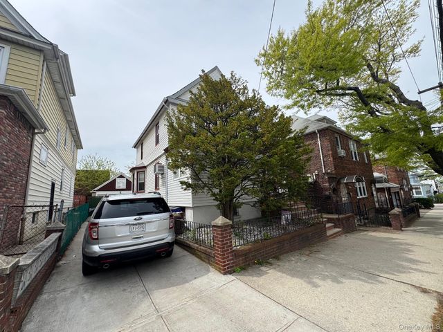 12414 23rd Avenue, College Point, NY 11356