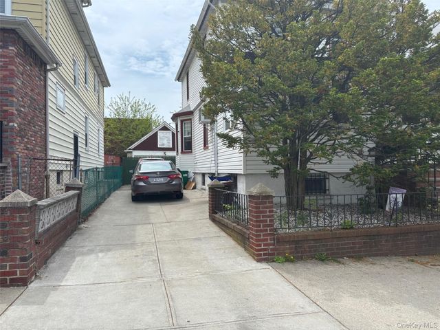 12414 23rd Avenue, College Point, NY 11356