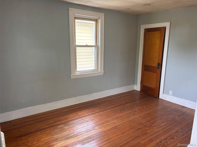 12414 23rd Avenue, College Point, NY 11356