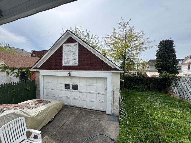 12414 23rd Avenue, College Point, NY 11356