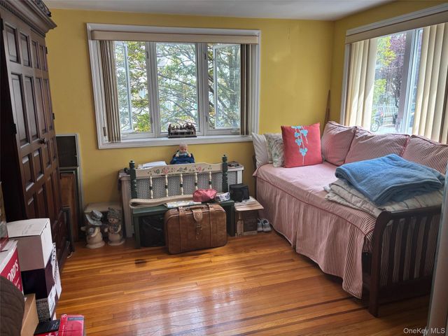 12414 23rd Avenue, College Point, NY 11356