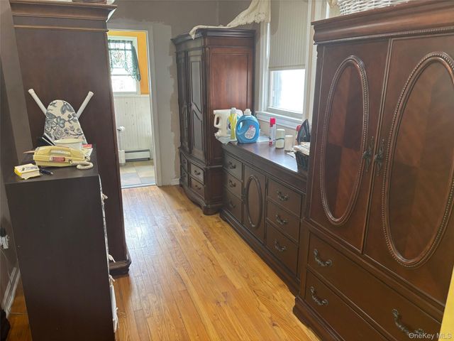12414 23rd Avenue, College Point, NY 11356