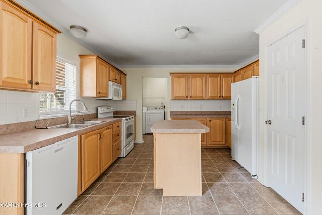 36199 Us 1 Highway, Aberdeen, NC 28315
