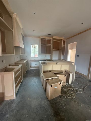 3930 Spencer Crossing Drive, Benton, AR 72019