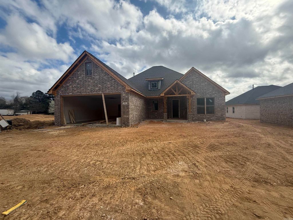 3930 Spencer Crossing Drive, Benton, AR 72019