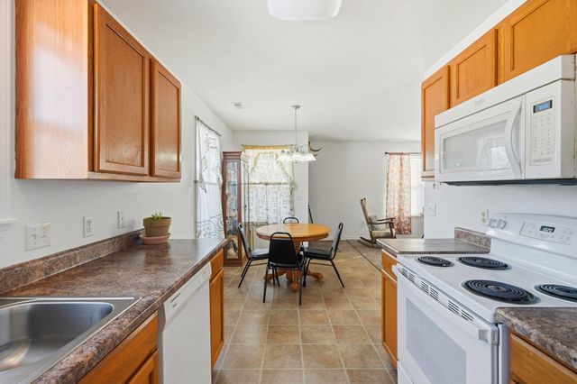 206 Old Deadend Road, Taneyville, MO 65759