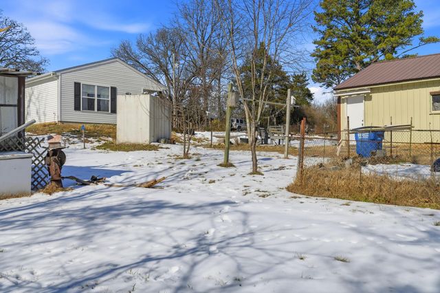 206 Old Deadend Road, Taneyville, MO 65759