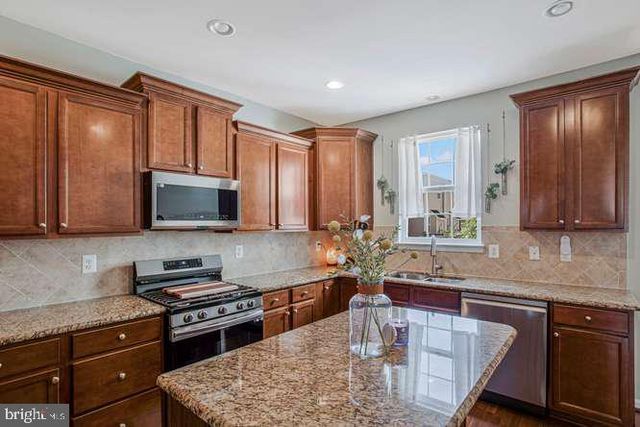 7305 MOCKINGBIRD CIR, Glen Burnie, MD 21060