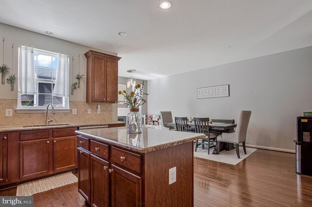 7305 MOCKINGBIRD CIR, Glen Burnie, MD 21060