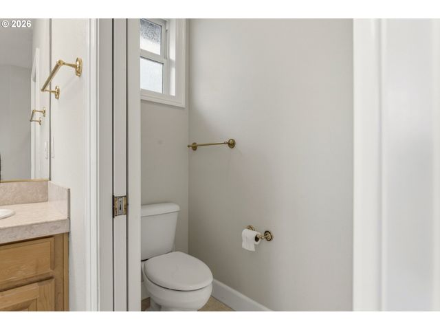 13979 Nw GREENWOOD Dr, Portland, OR 97229